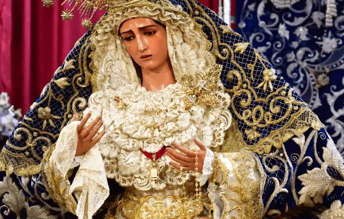La Hiniesta traslada sus imágenes al convento de Santa Isabel este jueves por el cierre urgente de San Julián