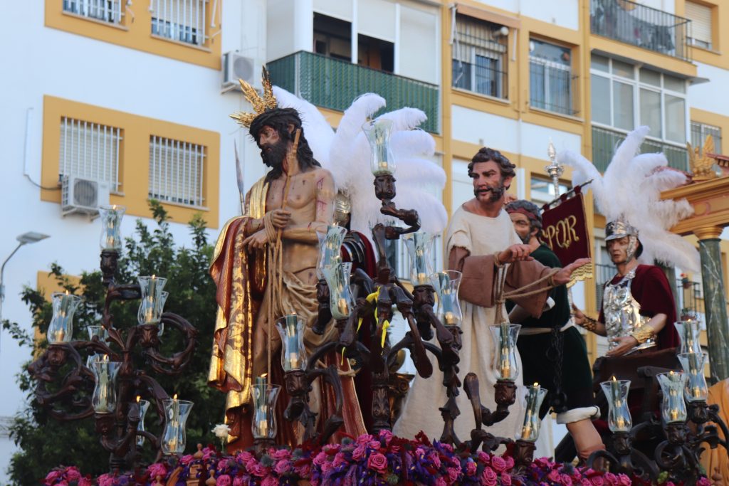 Salud y Esperanza cumple con su barrio en tiempo de cuaresma