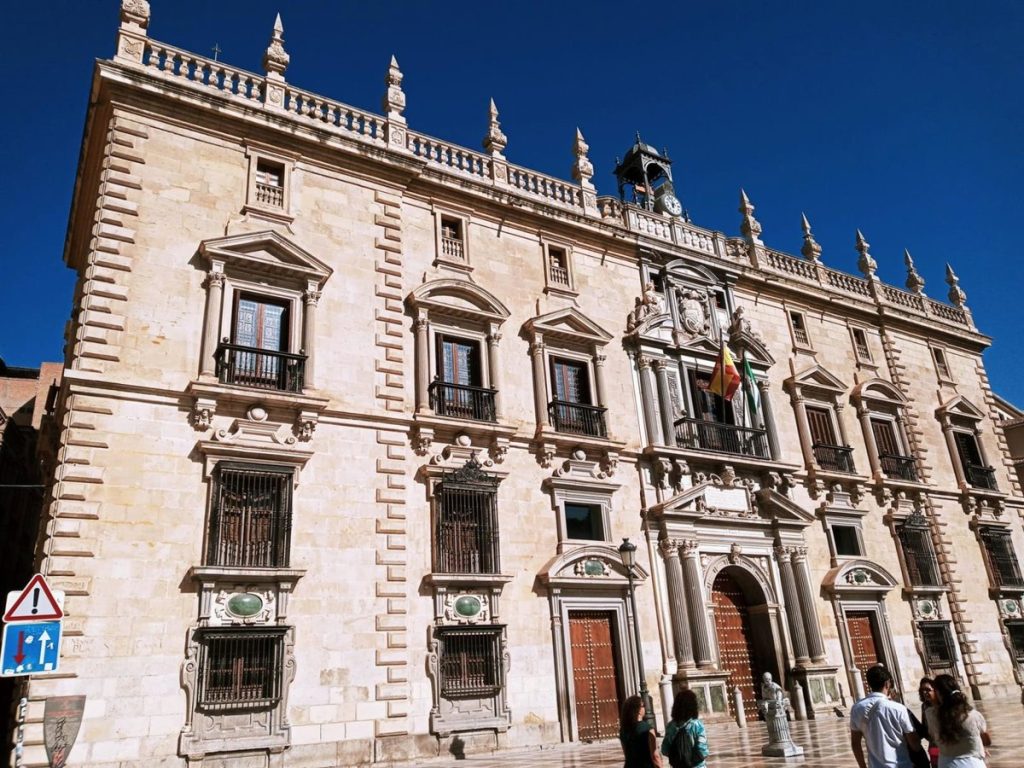 El TSJA eleva de ocho a 15 años la condena por abusar sexualmente de tres menores