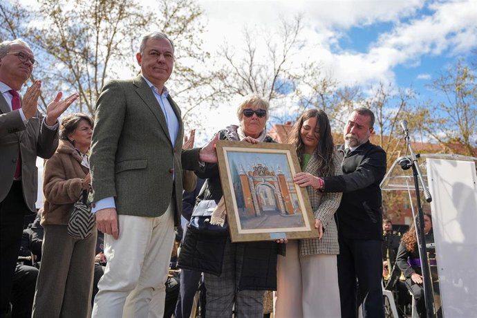 Sevilla rinde homenaje a María del Mar Tristán con un concierto en el parque de los Perdigones