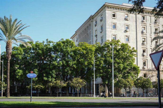 Un guardia civil y su excuñado, a juicio por vender datos de tráfico a una agencia privada