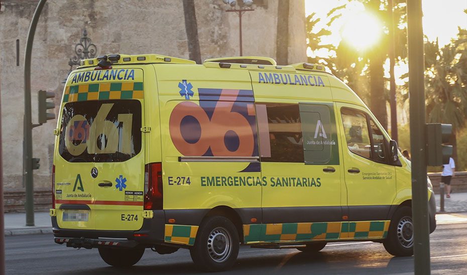 Seis heridos en Lora del Río por la colisión de dos vehículos