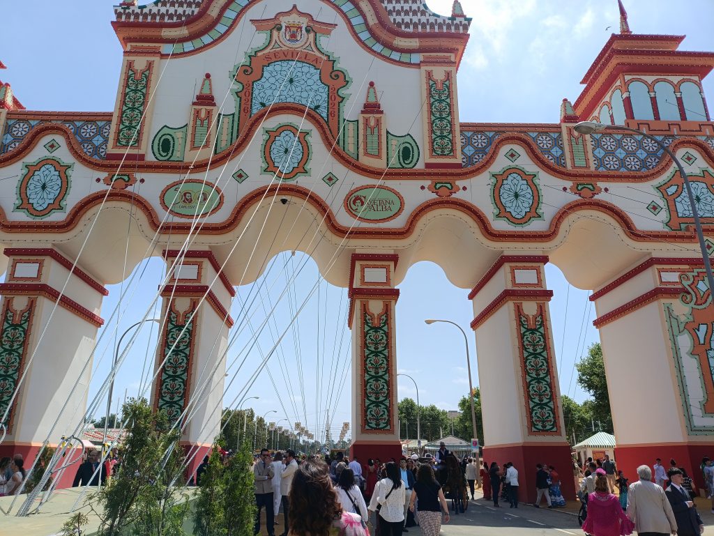 Feria de Sevilla 2026 con niños: guía completa para familias con hijos pequeños
