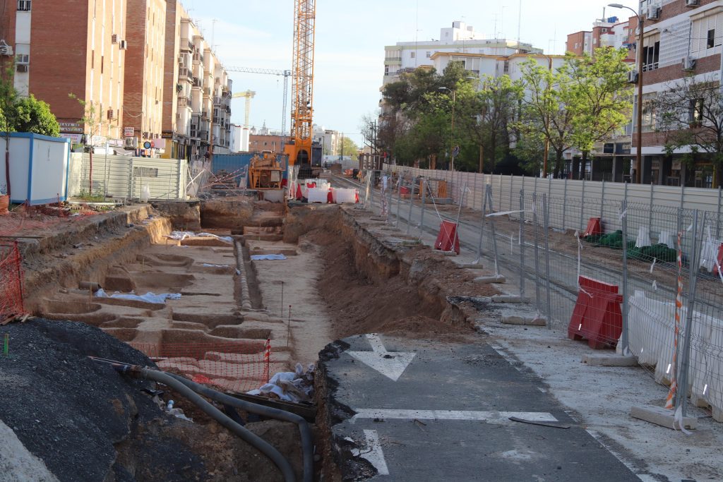 Sevilla abre el carril bus de Parlamento de Andalucía y pone cámaras en Marineros desde el 18 de mayo