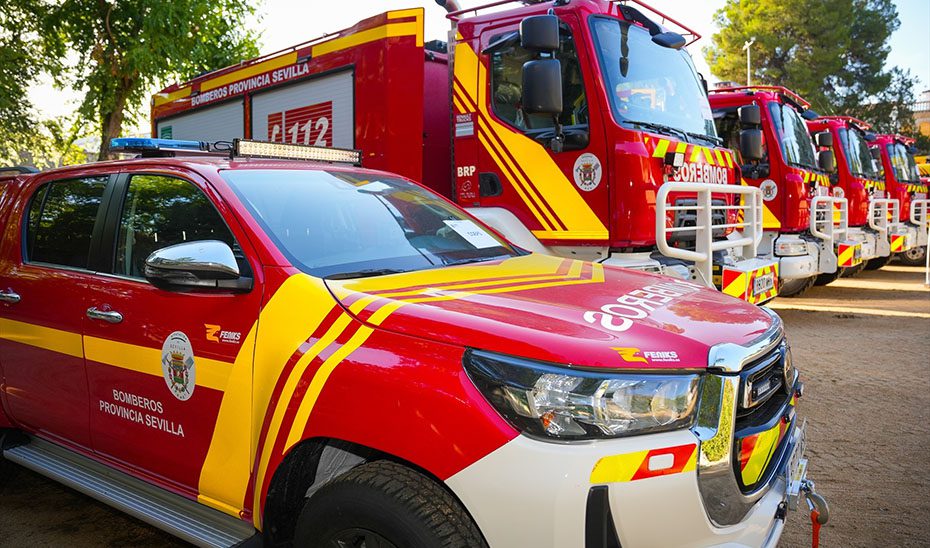 Rescatan a un hombre de 79 años de un incendio en Olivares