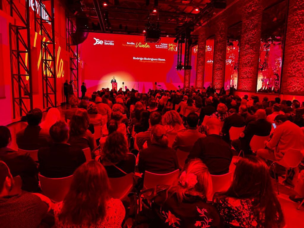 La Diputación de Sevilla promociona la provincia en Madrid ante 350 profesionales para captar más del 20% de pernoctaciones