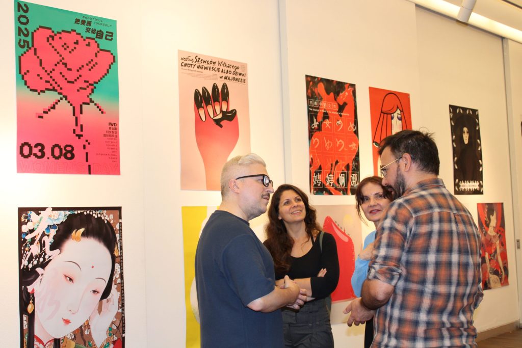 Sevilla acoge la exposición internacional 'W.O.M.A.N.' sobre la mujer hasta el 4 de mayo