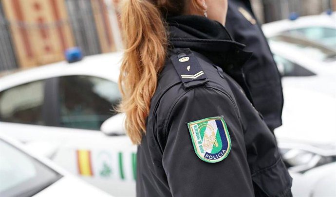 Retirados 5 hermanos de 1 a 14 años de un hogar insalubre y punto de venta de droga en Castilblanco