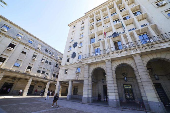 Fiscalía de Sevilla pide 13 años de cárcel por explotar a un hombre sin sueldo