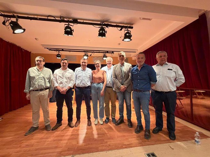 El PSOE de Sevilla denuncia el cierre de quirófanos en Constantina y la falta de inversión del PP en Sierra Morena