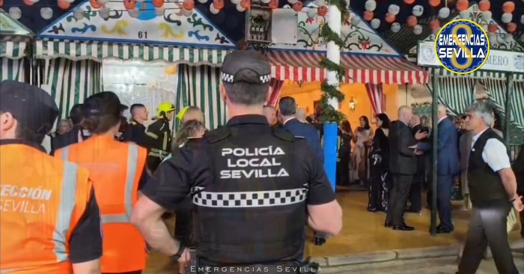 Dos conatos de incendio en casetas de la Feria de Abril de Sevilla sofocados sin heridos en el arranque