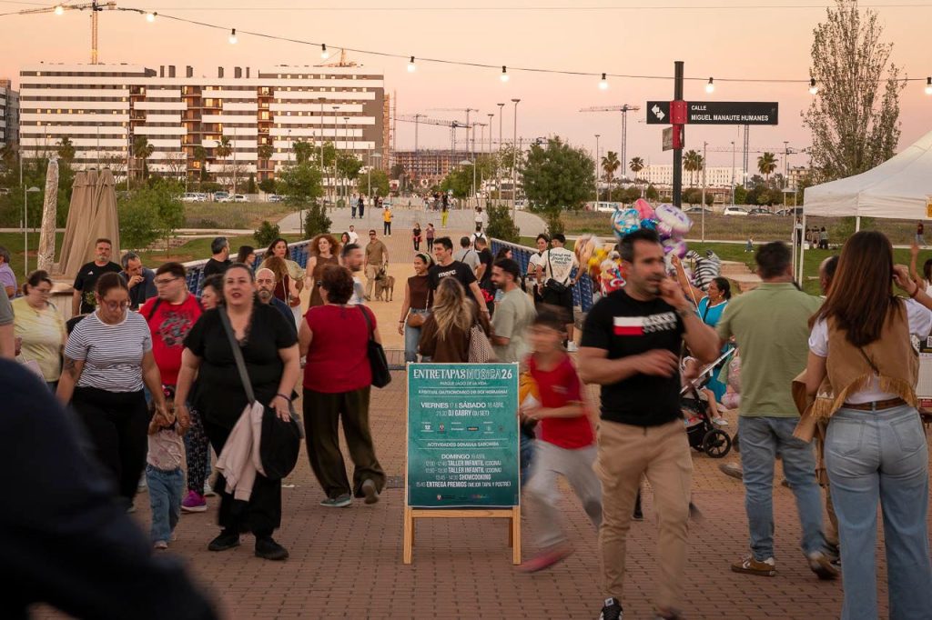 Dos Hermanas atrae a más de 11.000 personas al II Festival EntreTapas con 26.000 consumiciones