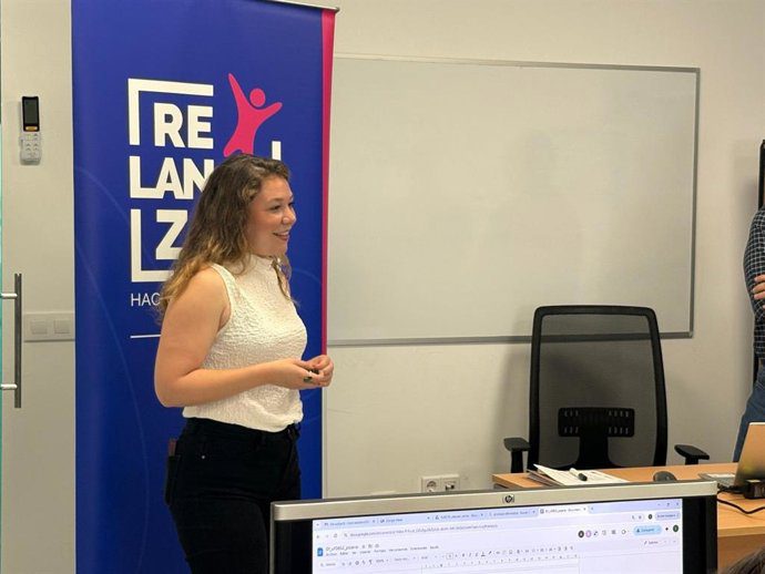 Alcalá de Guadaíra lanza 62 itinerarios formativos para más de 800 desempleados