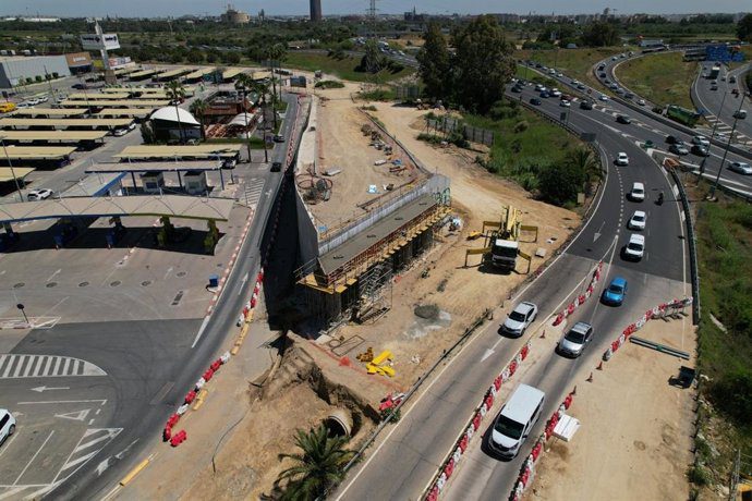 Corte nocturno de 3 noches en la A-49 para acceder a Camas por obras del BUS-VAO