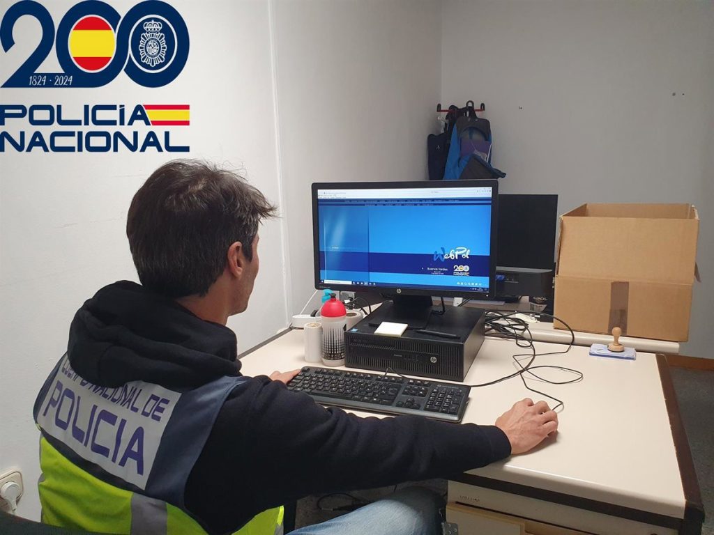 Una menor sufre una presunta agresión de género en la Feria de Sevilla; la Policía Nacional investiga