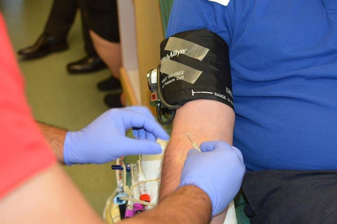 Sevilla hace un llamamiento urgente para donar sangre ante el puente de mayo