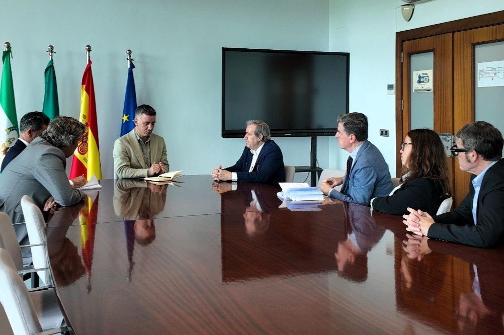Prodetur y hoteleros de Sevilla se comprometen a impulsar el turismo sostenible en 2026