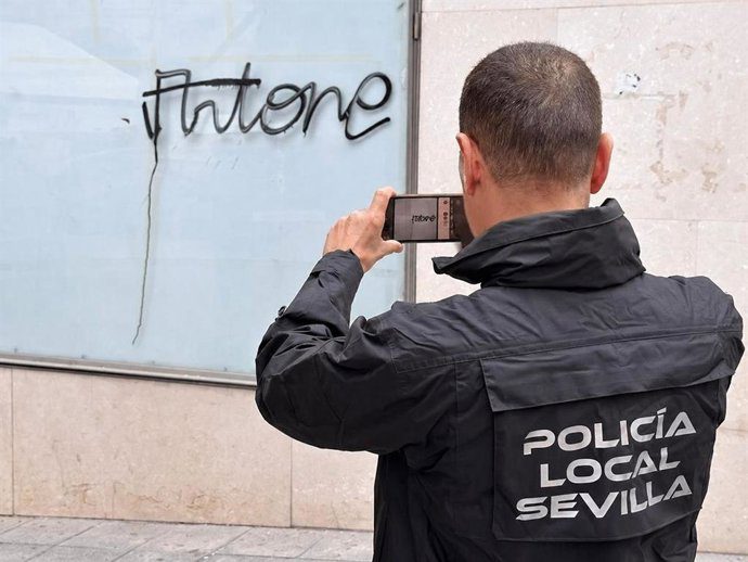 Sevilla: identificado el 'Artone', presunto autor de más de 300 pintadas vandálicas