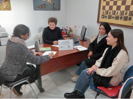 La Diputación de Sevilla coordina el apoyo técnico a ayuntamientos para regularizar migrantes