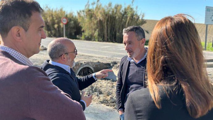 El PSOE de Sevilla acusa a Moreno de reanunciar la extensión del Metro a Entrenúcleos