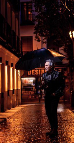 Miguel Ríos regresa al Maestranza de Sevilla este sábado 9 de mayo con su gira 'El último vals'