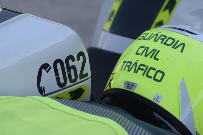 Accidente sin heridos en la A-49 en Espartinas tras chocar un vehículo con la mediana