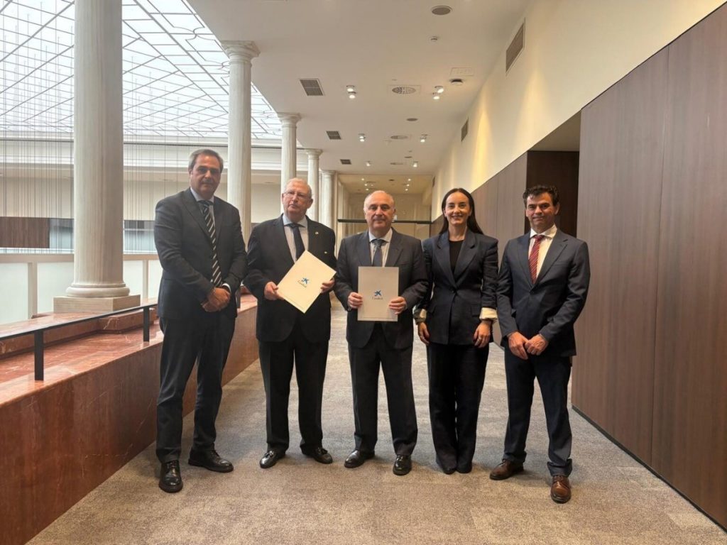 CaixaBank ofrece hasta un 50% de descuento en custodia de patrimonio cofrade