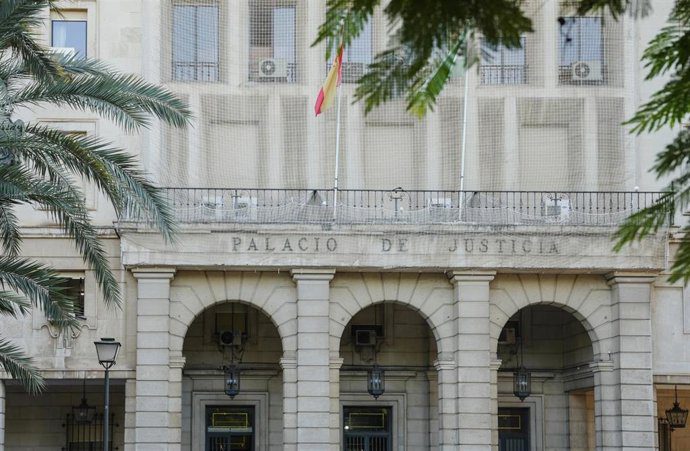 Archivada la querella por presunto acoso contra el coordinador de Presidencia de la Diputación de Sevilla