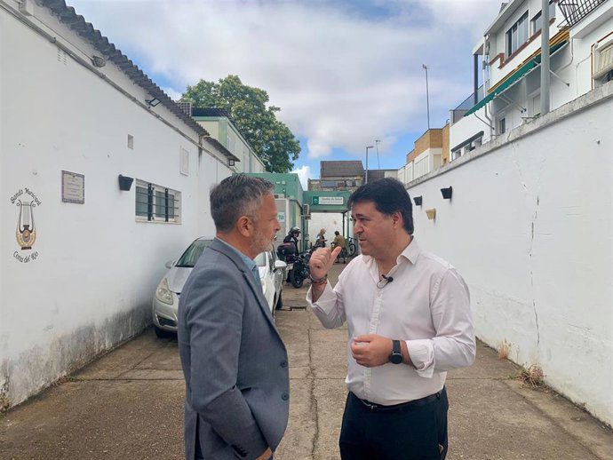 PSOE de Sevilla promete cita médica en 48 horas y pruebas en 30 días si Montero preside la Junta