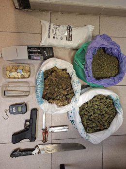 Detenido un hombre y desmantelado un punto de droga en un kiosco del Polígono Sur
