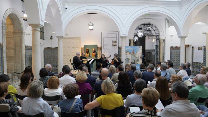 Sevilla acoge el lunes un concierto de arpa en homenaje póstumo a Mari Lola Higueras