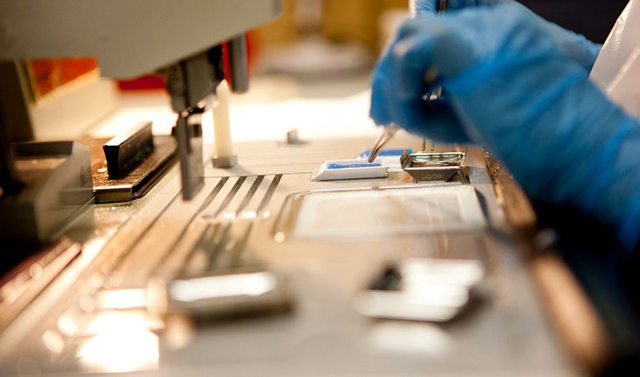 Sevilla lidera con 2.900 estudios clínicos la investigación sanitaria andaluza en 2025