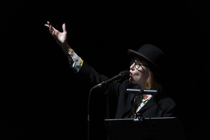 El Maestranza de Sevilla estrena el martes la ópera 'Einstein on the beach' de Philip Glass