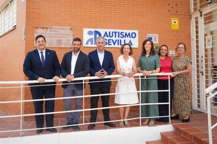 Sevilla: Emvisesa cede dos viviendas a Autismo Sevilla para 6 personas con TEA