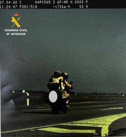 La Guardia Civil investiga a un motorista que circulaba a 173 km/h en un tramo de 80