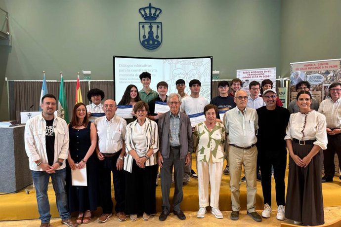 Alcalá de Guadaíra acoge una jornada educativa sobre Memoria Democrática en el currículo escolar