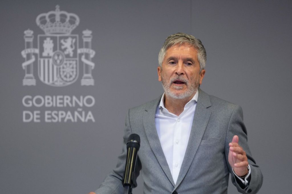 Marlaska cita la patrullera del accidente como ejemplo de modernización mientras la AUGC revela las advertencias que ignoró