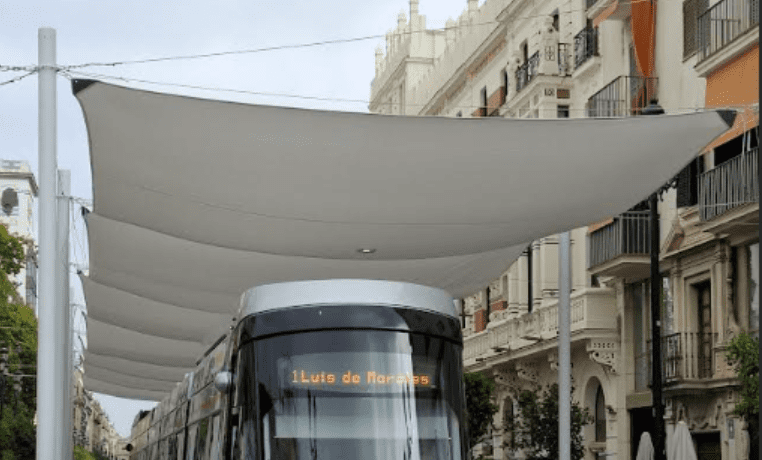 Sevilla rediseña los toldos de Constitución y retrasa los de San Telmo, sin fecha