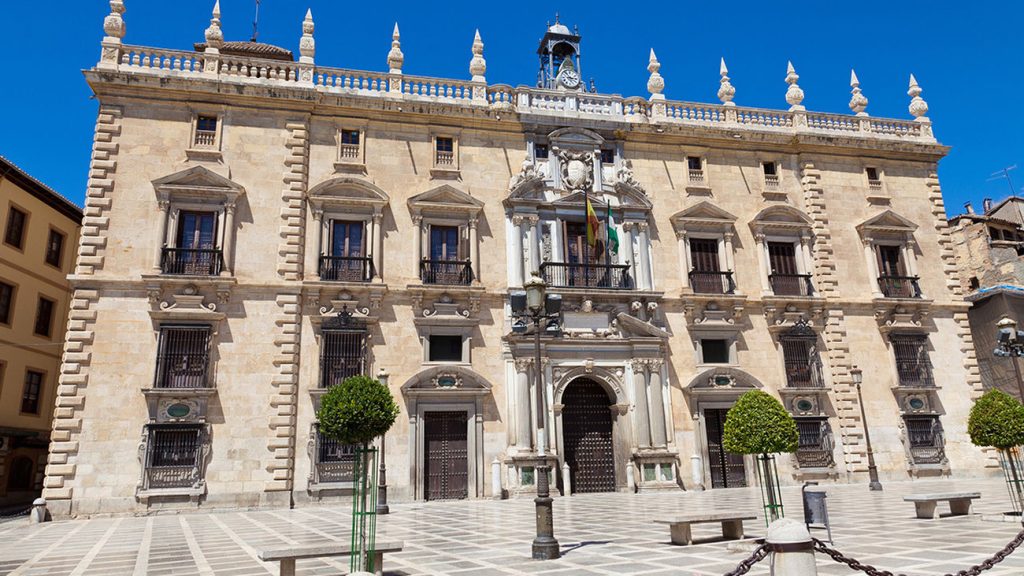 El TSJA confirma la absolución de un hombre acusado de abusar del hijo menor de su esposa en Sevilla
