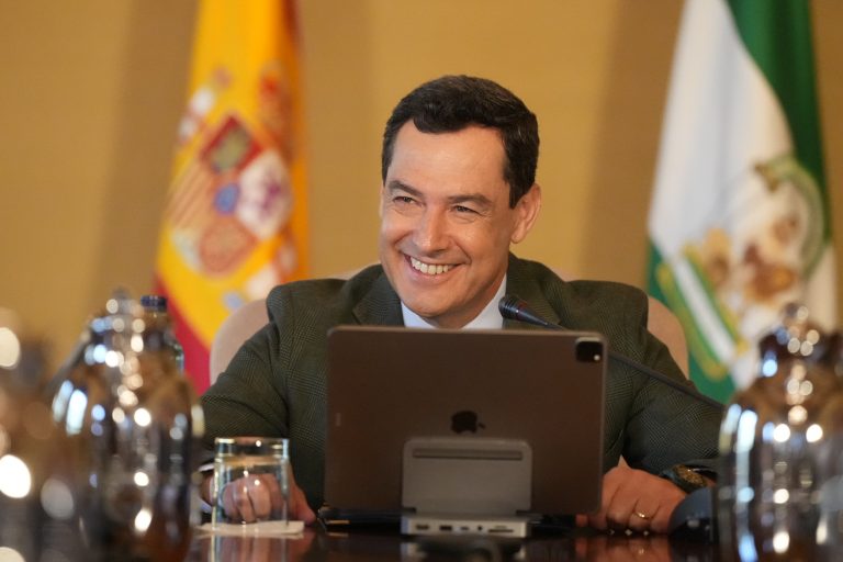 Moreno amenaza con la repetici&oacute;n electoral por el 'bloqueo' de la izquierda