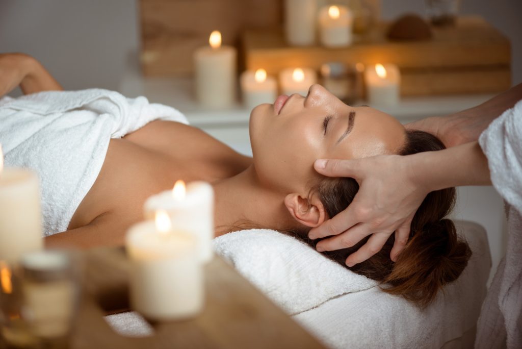 Cinco terapeutas de terapias orientales para spa en Sevilla