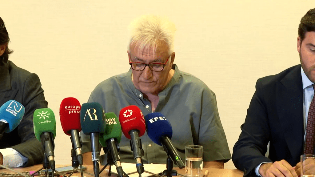 El abuelo de la niña fallecida en Bormujos denuncia lesiones previas y versiones contradictorias