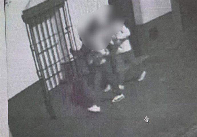 Detenidos tres jóvenes, uno menor, por agredir violentamente a un octogenario en Los Palacios (Sevilla)
