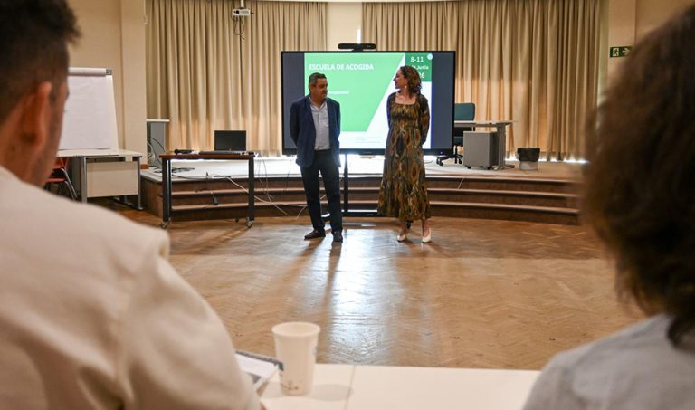 La Junta integra a 38 funcionarios con discapacidad en la Administraci&oacute;n, 28 de ellos en Sevilla