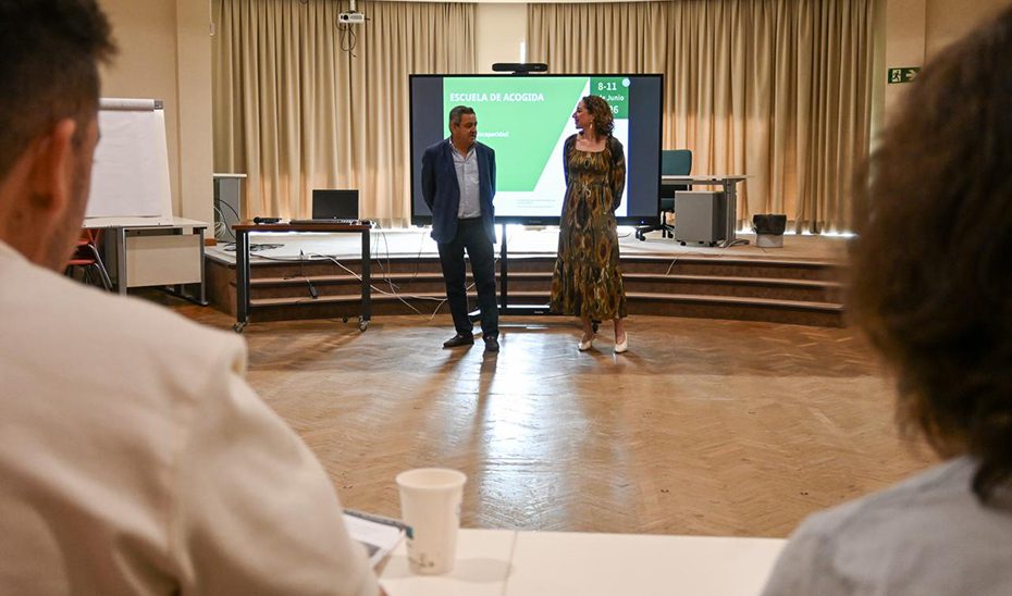 La Junta integra a 38 funcionarios con discapacidad en la Administración, 28 de ellos en Sevilla