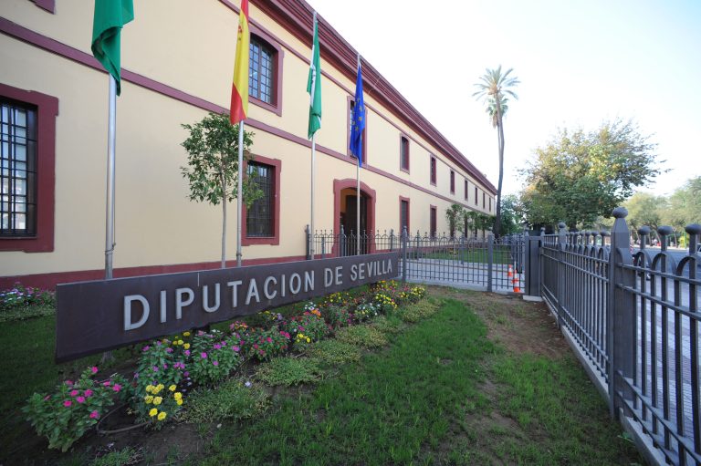 La Diputaci&oacute;n de Sevilla aprueba 109 plazas de empleo p&uacute;blico para 2026