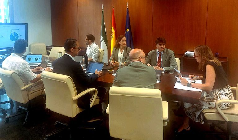 Sevilla finaliza un proyecto CITI de movilidad inteligente para 120.000 vecinos de 12 municipios