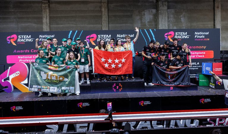 Dos centros de Gines y &Eacute;cija, premiados en la fase nacional del programa STEM Racing