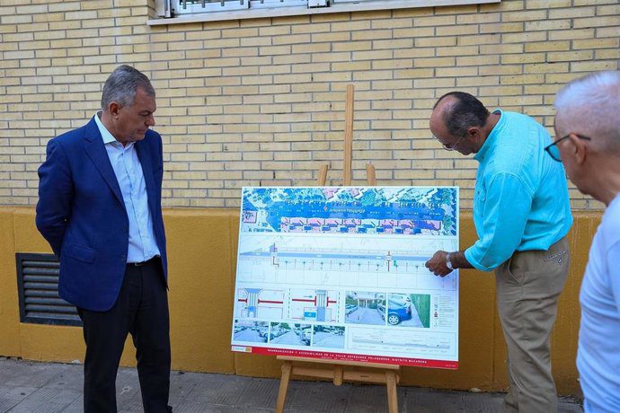 El Ayuntamiento invertirá 461.000 euros en reurbanizar Artesanos Peluqueros en Macarena