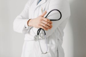 Sanidad refuerza la formación de cerca de 500 nuevos residentes en Sevilla